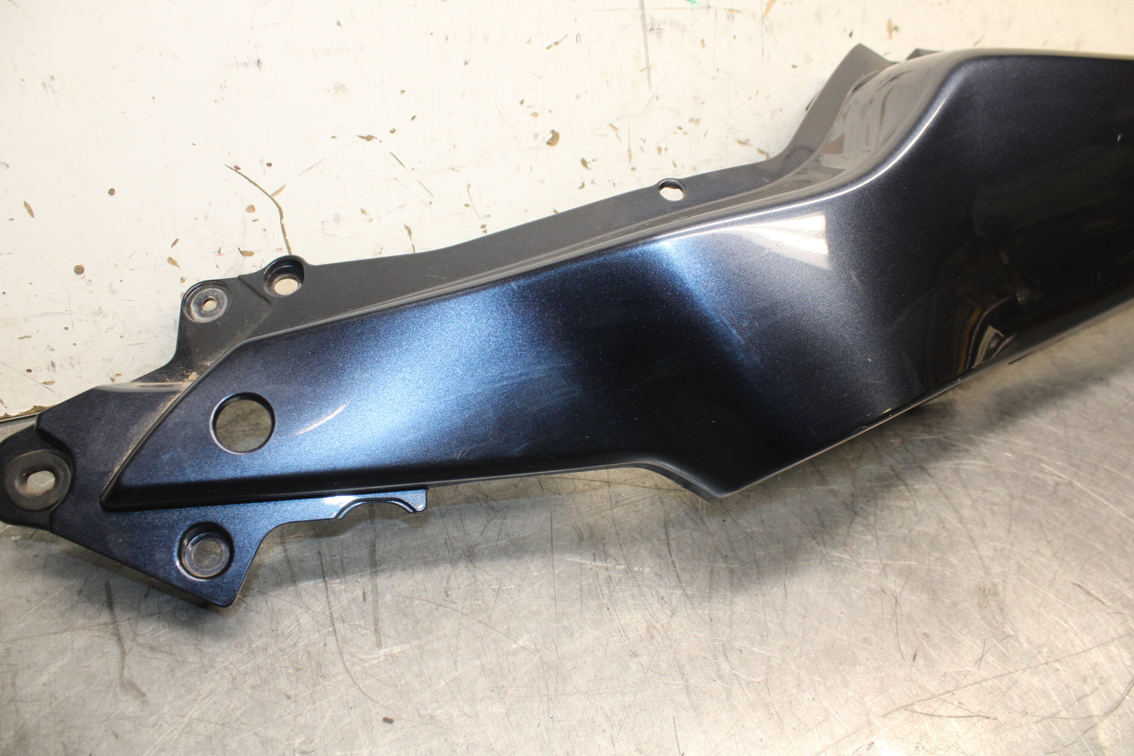 14 HONDA CTX1300A LEFT REAR BACK TAIL FAIRING COWL  BB732