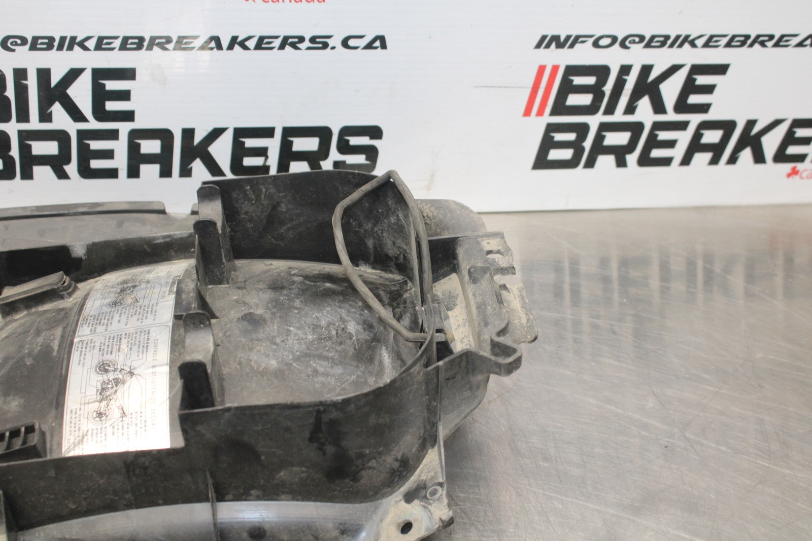 09-10 KAWASAKI ER-6N REAR BACK TAIL UNDERTAIL FAIRING COWL FENDER BB205