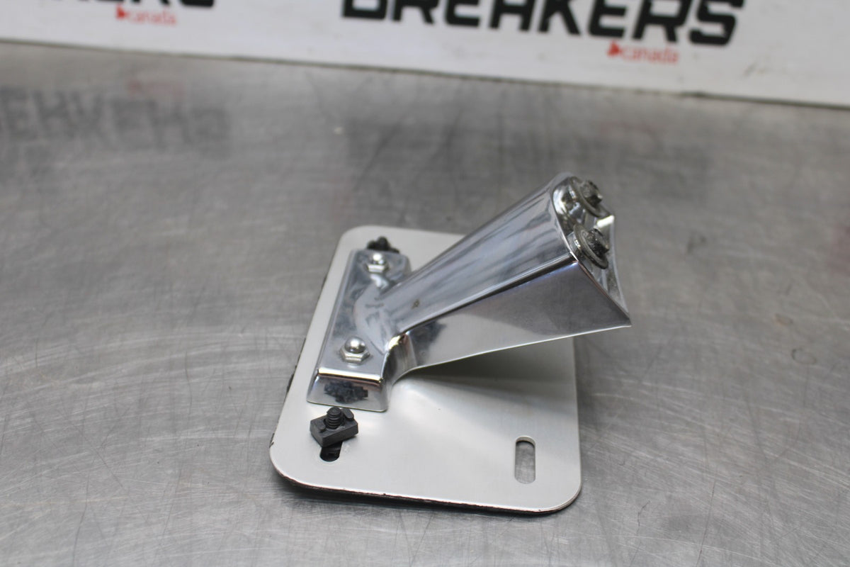 05-09 SUZUKI BOULEVARD C90 LICENSE PLATE BRACKET MOUNT BB918