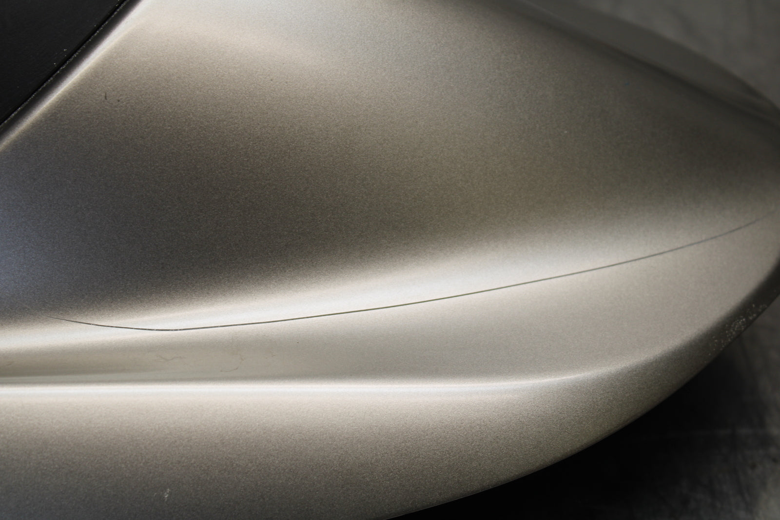 04-05 KAWASAKI NINJA ZX10R OEM REAR BACK SEAT SOLO COWL FAIRING COVER BB163