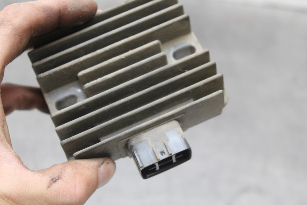 08 YAMAHA V STAR 1100 XVS1100AW CLASSIC RECTIFIER VOLTAGE REGULATOR BB916
