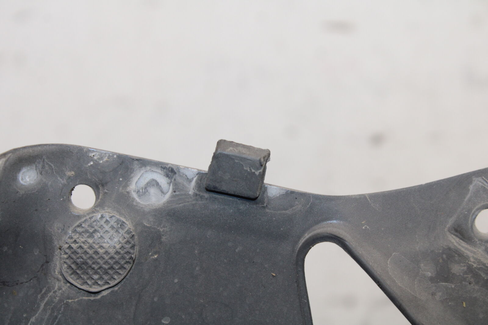 09-12 KAWASAKI NINJA ZX6R ZX600R RIGHT LOWER BOTTOM BELLY SIDE FAIRING BB656