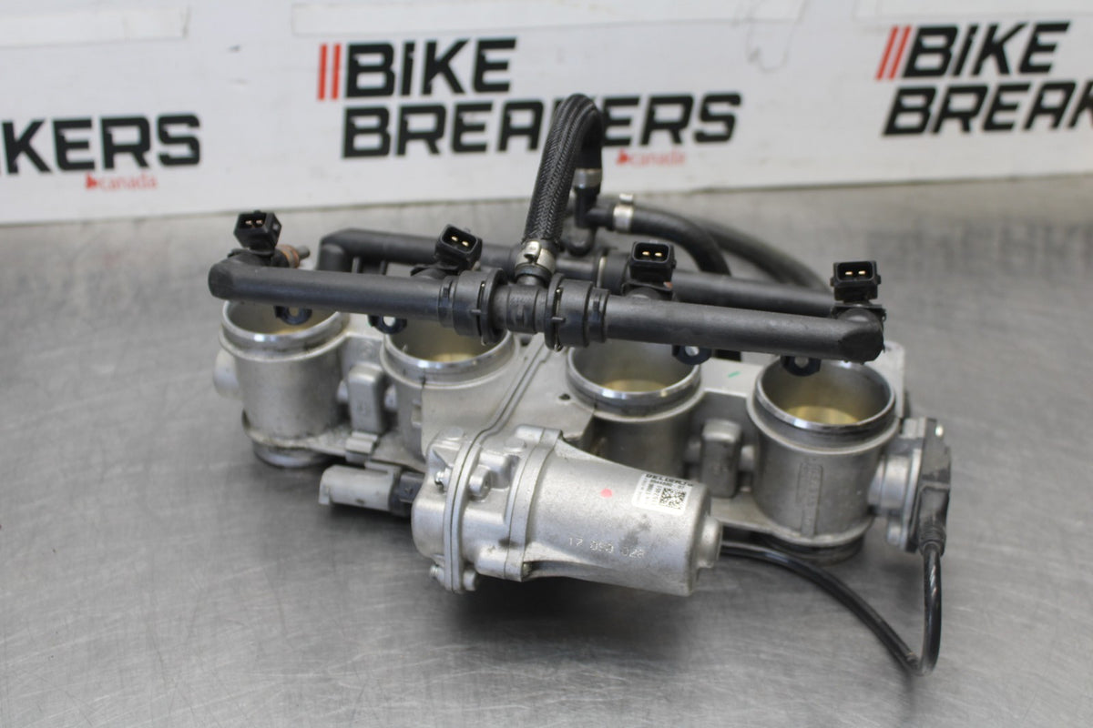 17-20 BMW S1000R FUEL INJECTORS / THROTTLE BODIES BB909