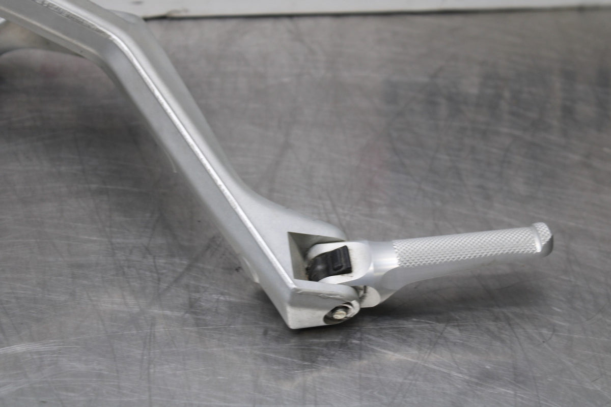 16 DUCATI 959 PANIGALE REAR BACK PASSENGER PEG SET PAIR BB912
