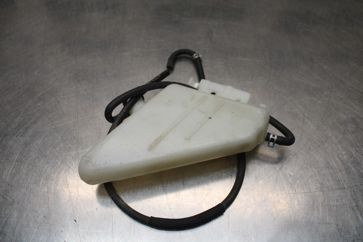 08-10 SUZUKI GSXR 600 COOLANT WATER TANK RESERVOIR BOTTLE BB202