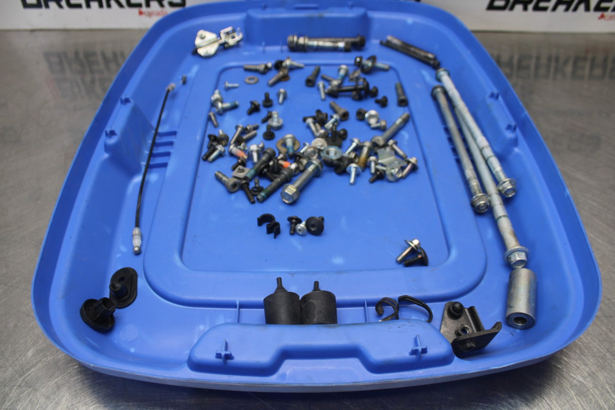 17-24 SUZUKI SV650 BOLTS HARDWARE MOTOR SCREWS BB829