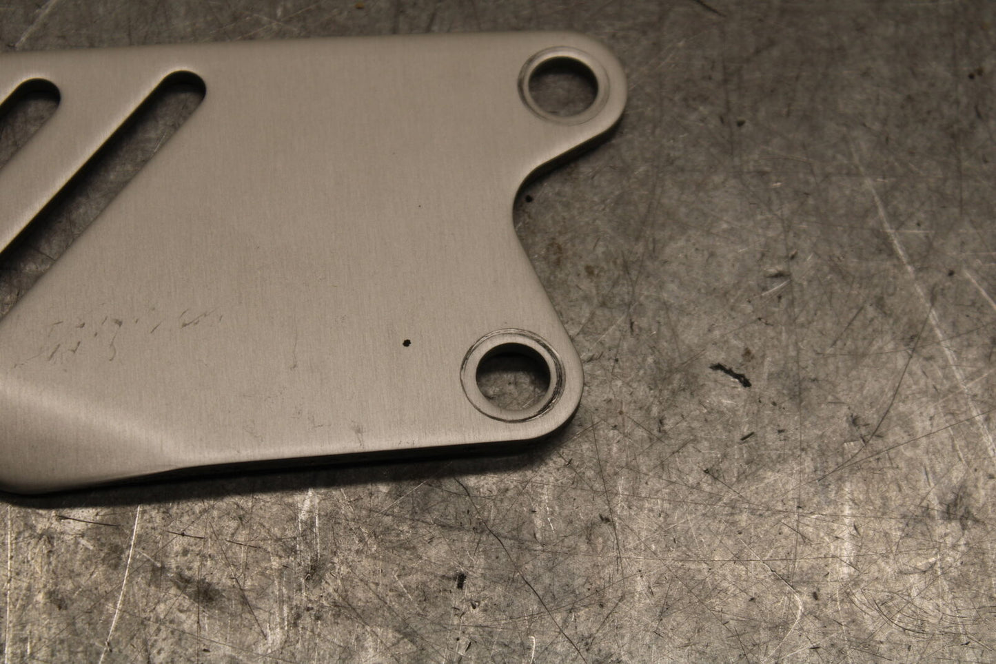 13-18 KAWASAKI NINJA ZX6R RIGHT REARSET REAR SET HEEL GUARD COVER  BB682