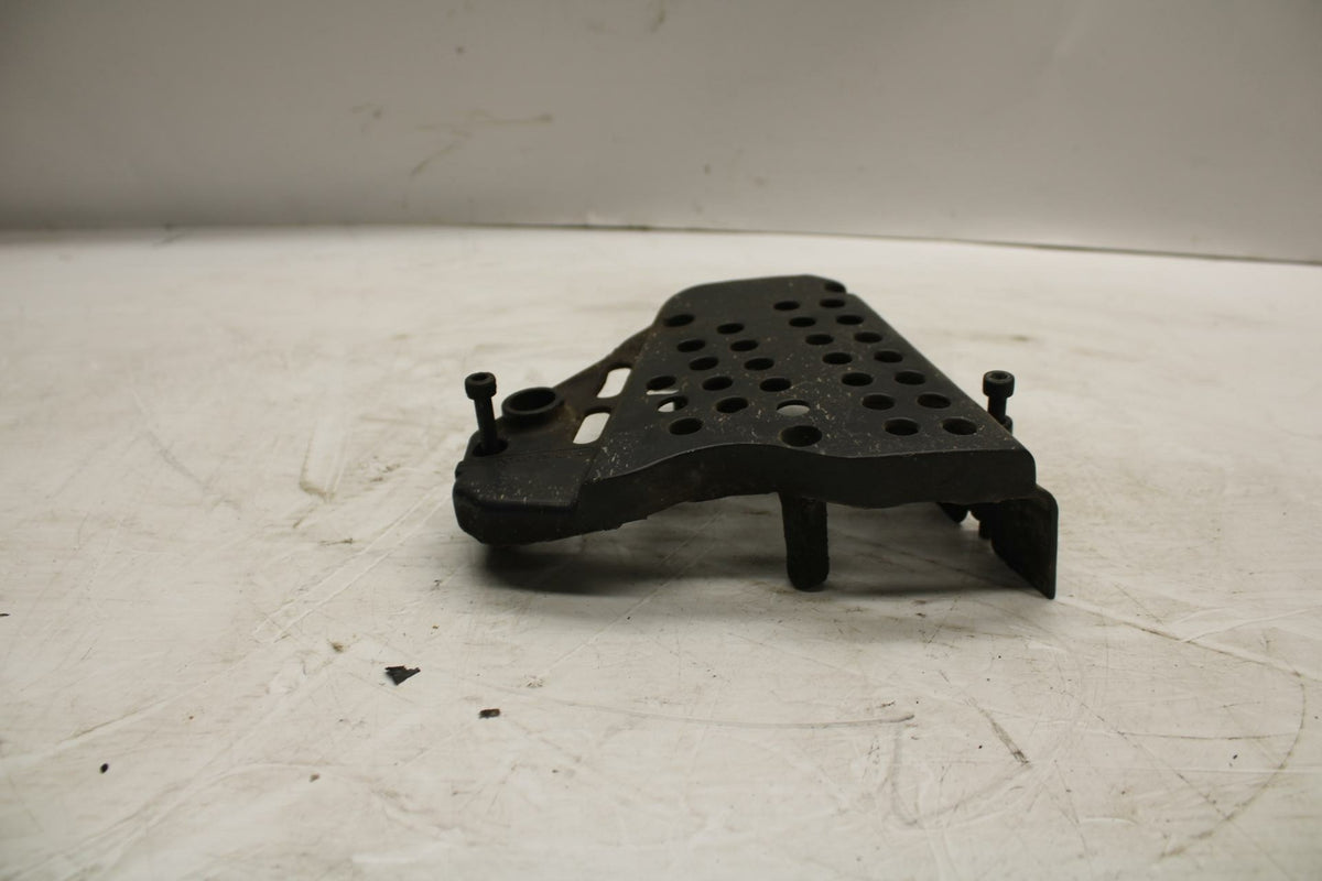 93-96 SUZUKI GSXR750W ENGINE SPROCKET COVER 11361-17E10 BB266