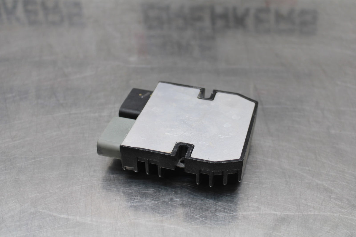 07 YAMAHA YZF R1 RECTIFIER VOLTAGE REGULATOR BB826