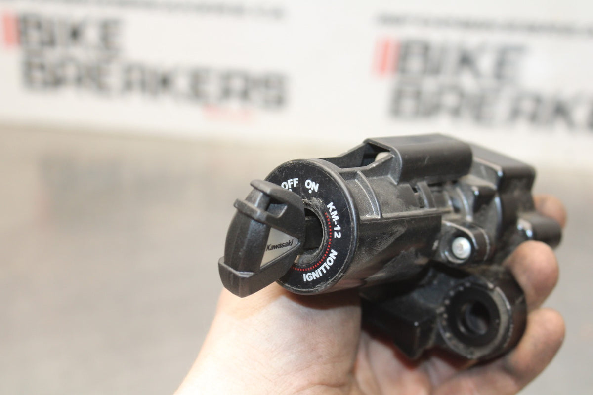 11-15 KAWASAKI NINJA ZX10R IGNITION LOCK W KEY BB840