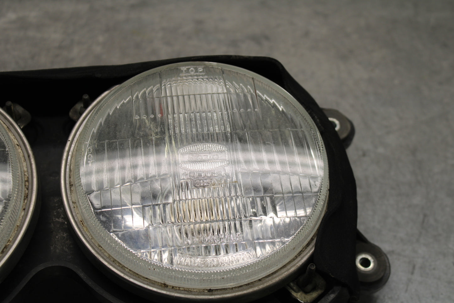 93-94 KAWASAKI NINJA ZX7R FRONT HEADLIGHT HEAD LIGHT LAMP BB122