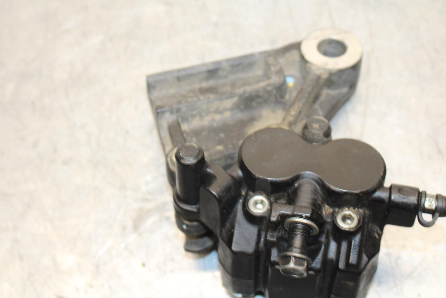 2015 Kawasaki Ninja 300 EX300B ABS REAR BACK BRAKE CALIPER 43080-0151-25S BB61