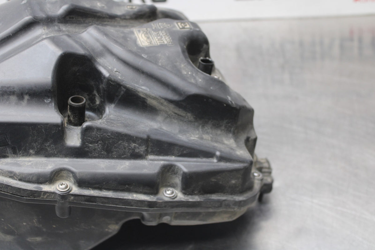 15 TRIUMPH TIGER 800 AIRBOX AIR INTAKE FILTER BOX BB873