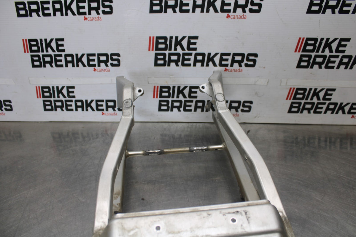 00-01 HONDA CBR929RR REAR SUBFRAME BACK SUB FRAME BB925