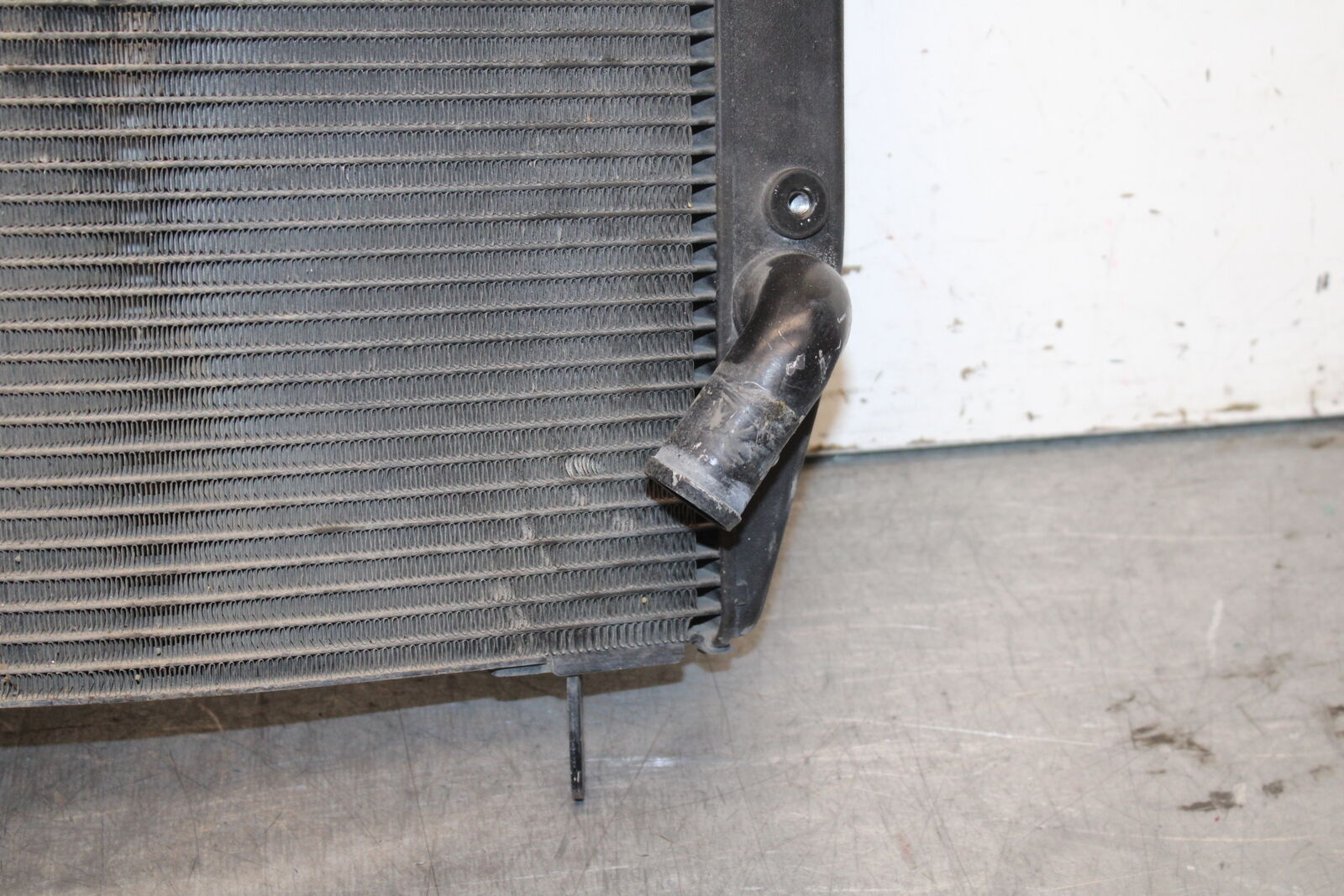 06 YAMAHA YZF R6 ENGINE RADIATOR MOTOR COOLER RADIATER 2C0-12461-00-00 BB716