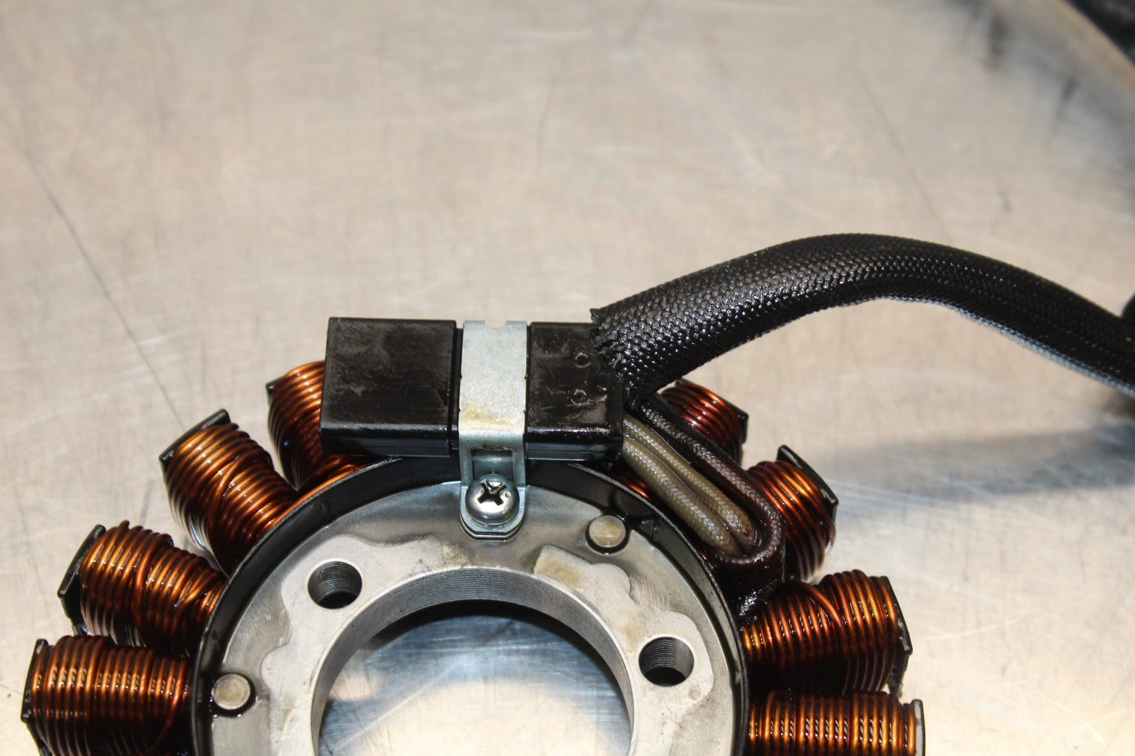 11-22 SUZUKI GSXR 600  STATOR GENERATOR ALTERNATOR MAGNETO BB193