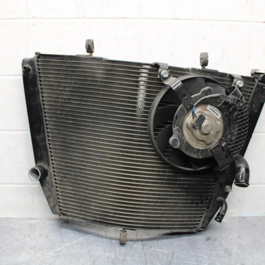 2008 Suzuki GSXR600 ENGINE RADIATOR MOTOR COOLER COOLING 17710-01H10 BB593