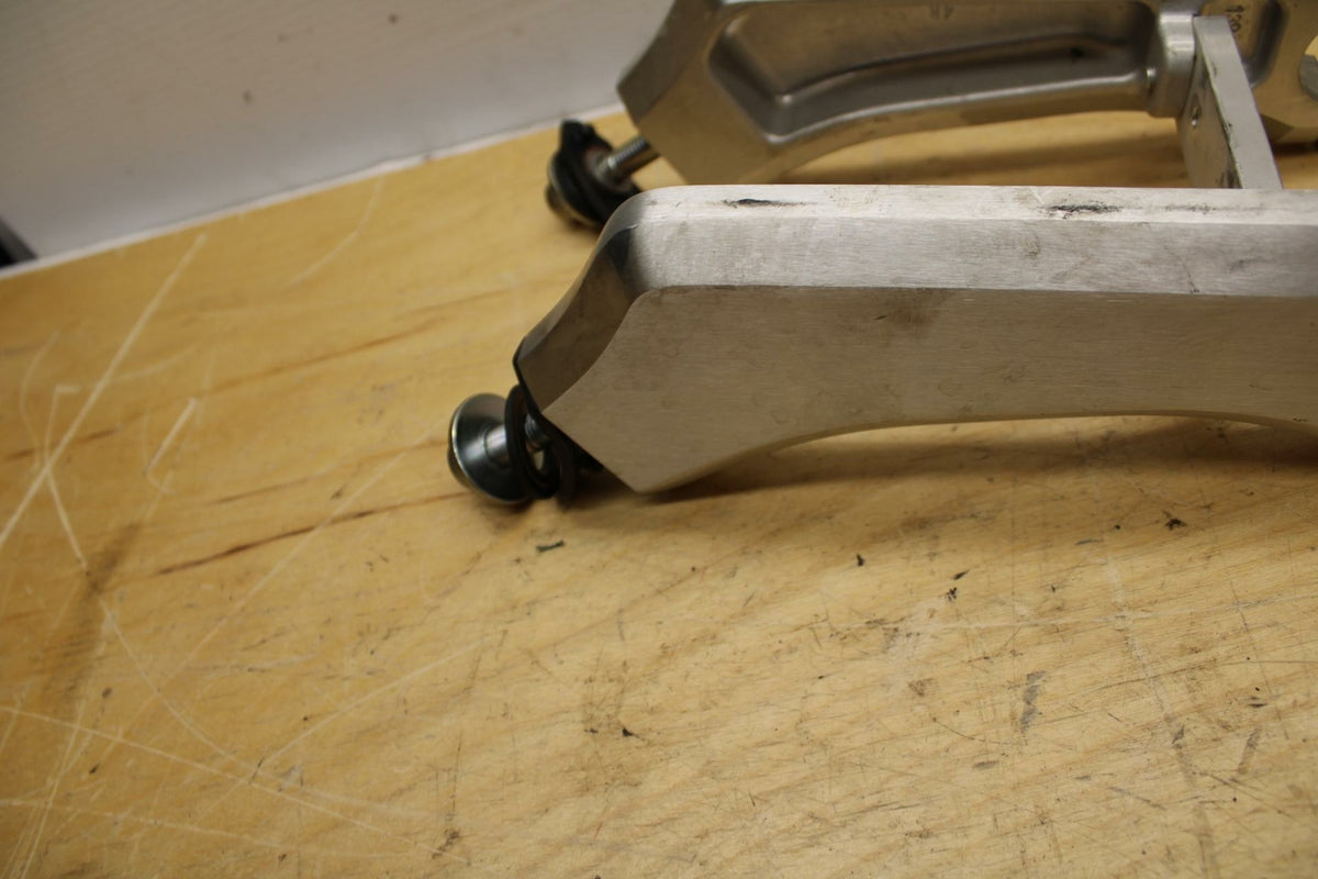 09-10 SUZUKI BOULEVARD M109R HANDLEBAR RISERS BB318
