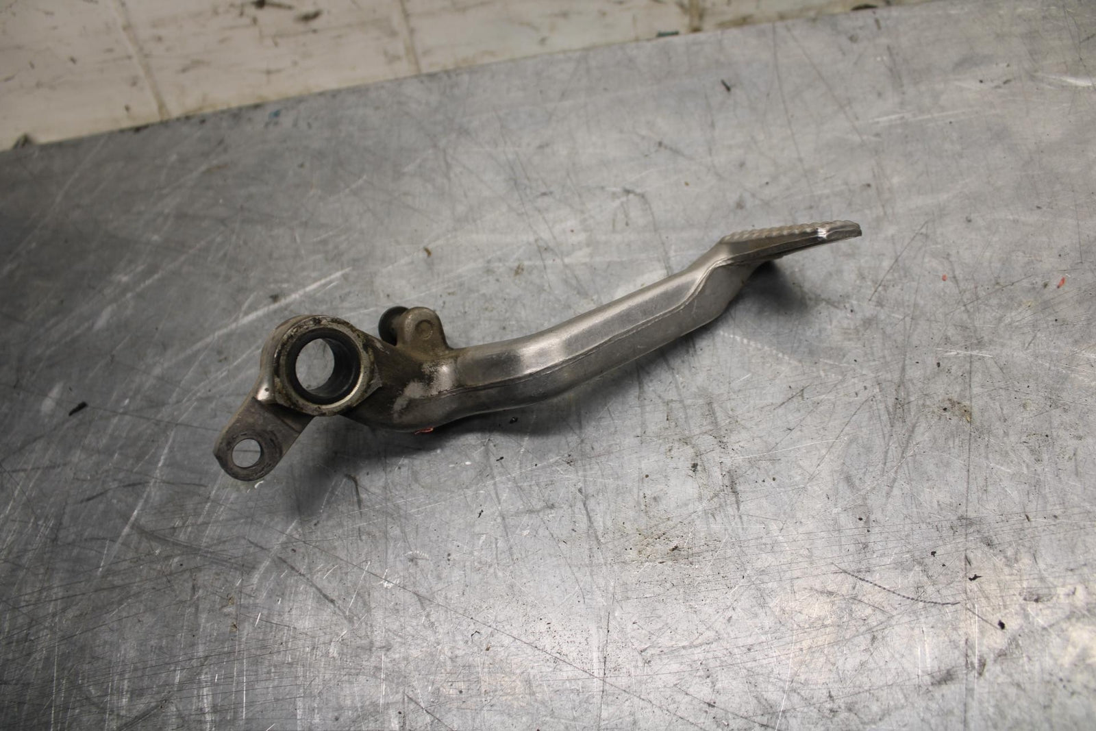 03 KAWASAKI ZX12R RIGHT REARSET BRAKE FOOT PEDAL BB472
