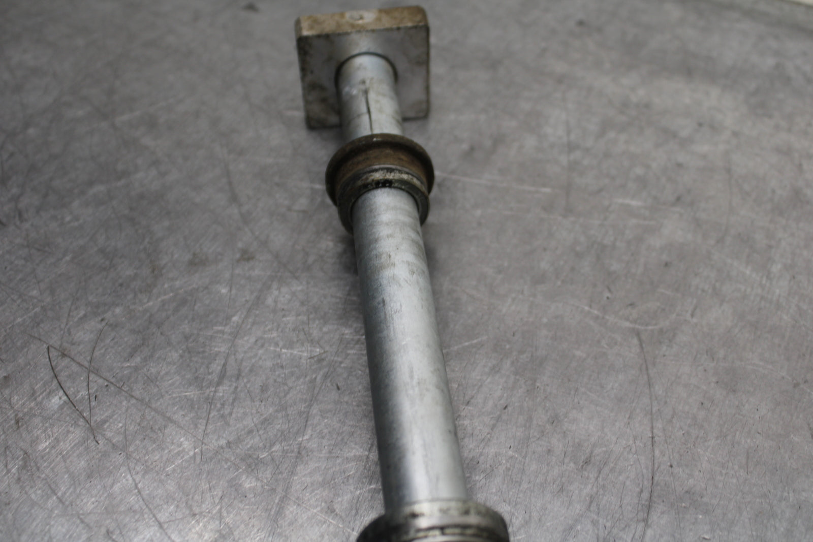 12-17 KAWASAKI NINJA 650 REAR AXLE BACK WHEEL RIM PIVOT BOLT AXEL BB129