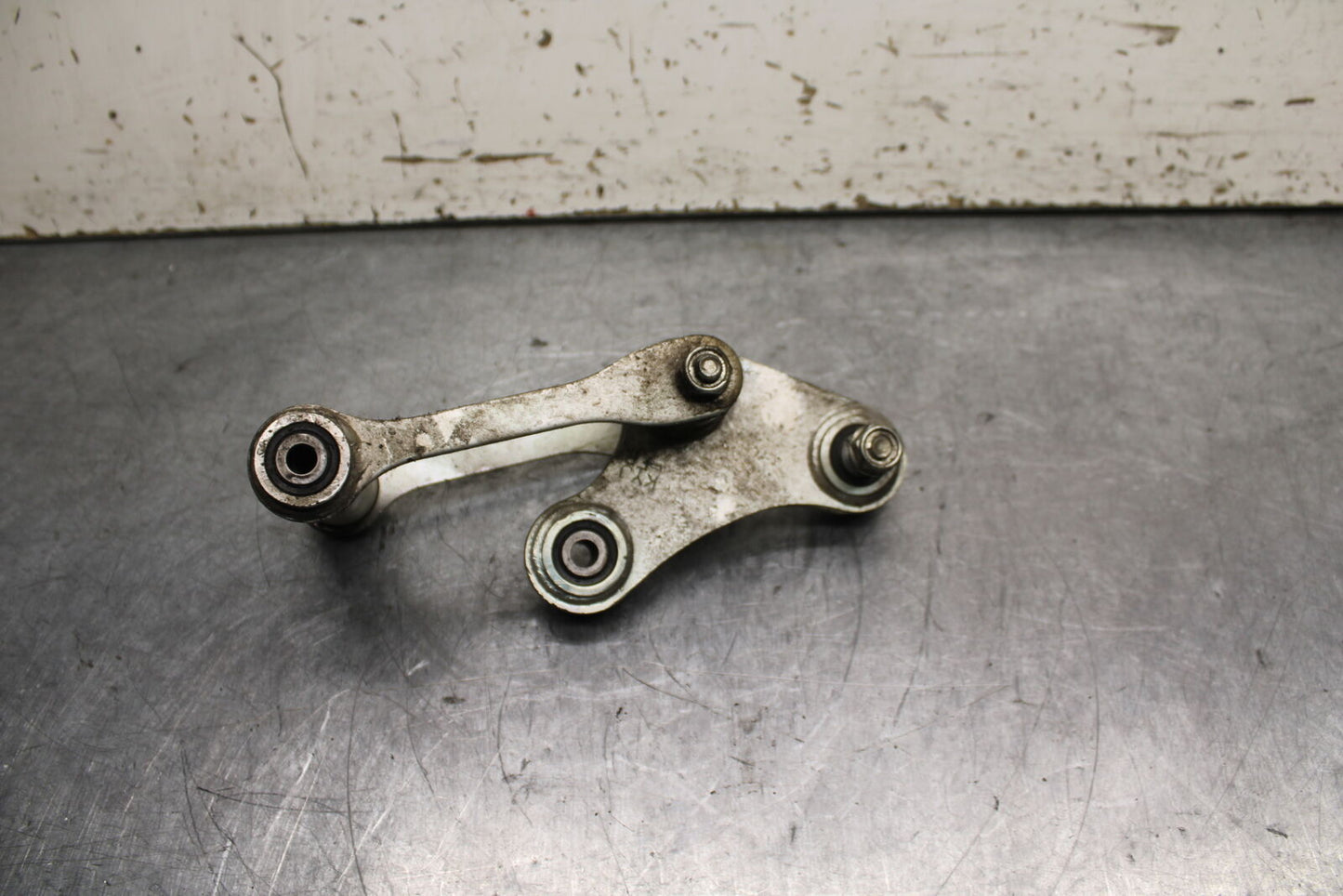 15-16 HONDA CB300F REAR DOGBONE SHOCK LINKAGE LINK BB740