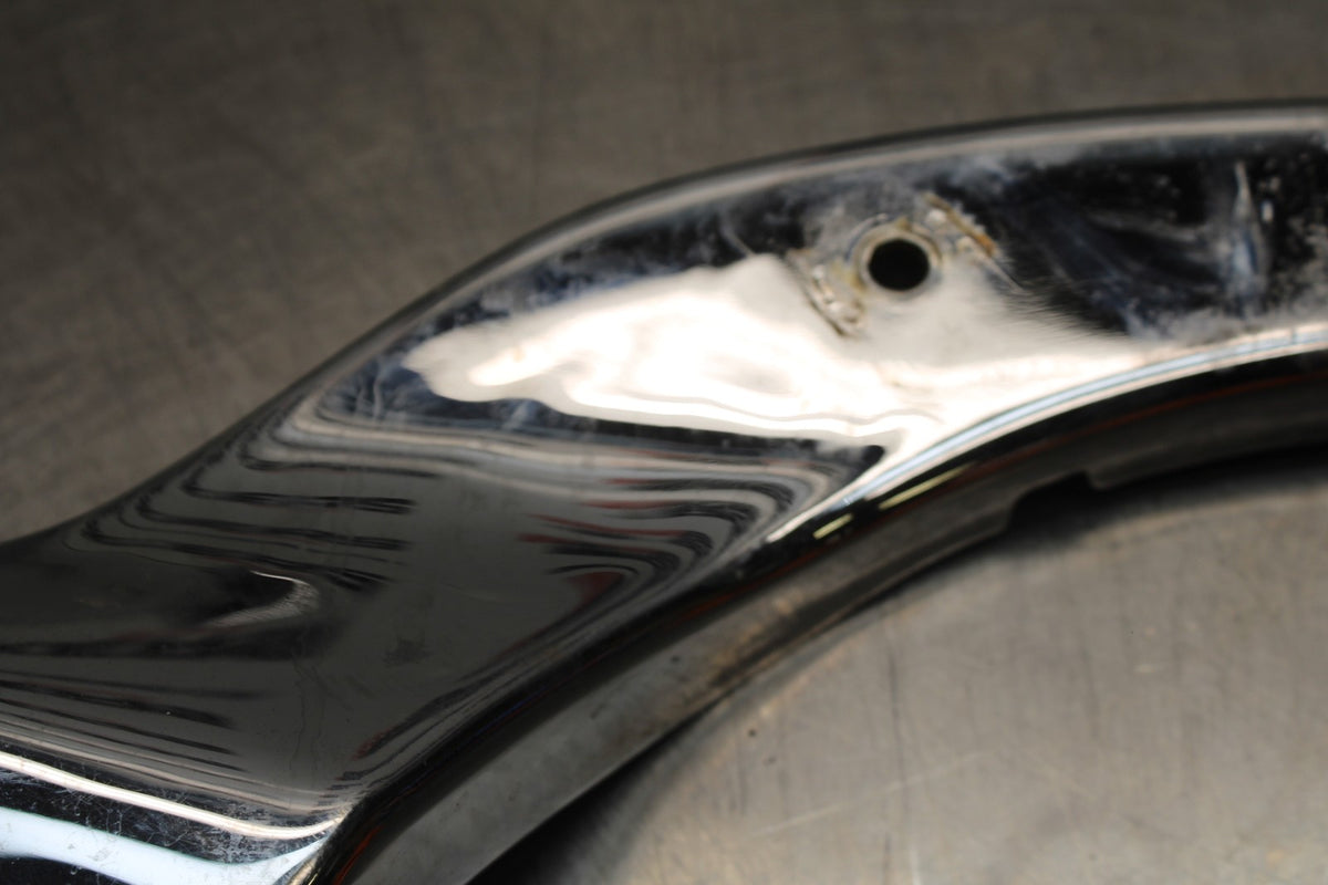 2006 Suzuki Boulevard C90 REAR PASSENGER FENDER GRAB RAIL BB849