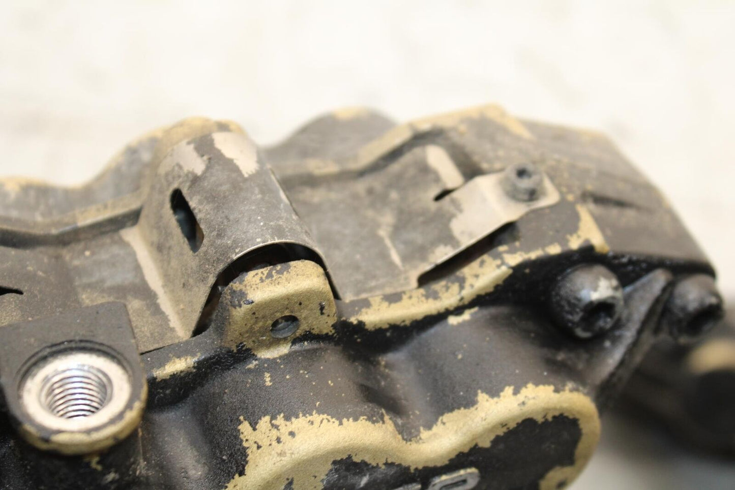 2000 Kawasaki Ninja ZX12R ZX1200A RIGHT LEFT FRONT BRAKE CALIPER SET PAIR BB565