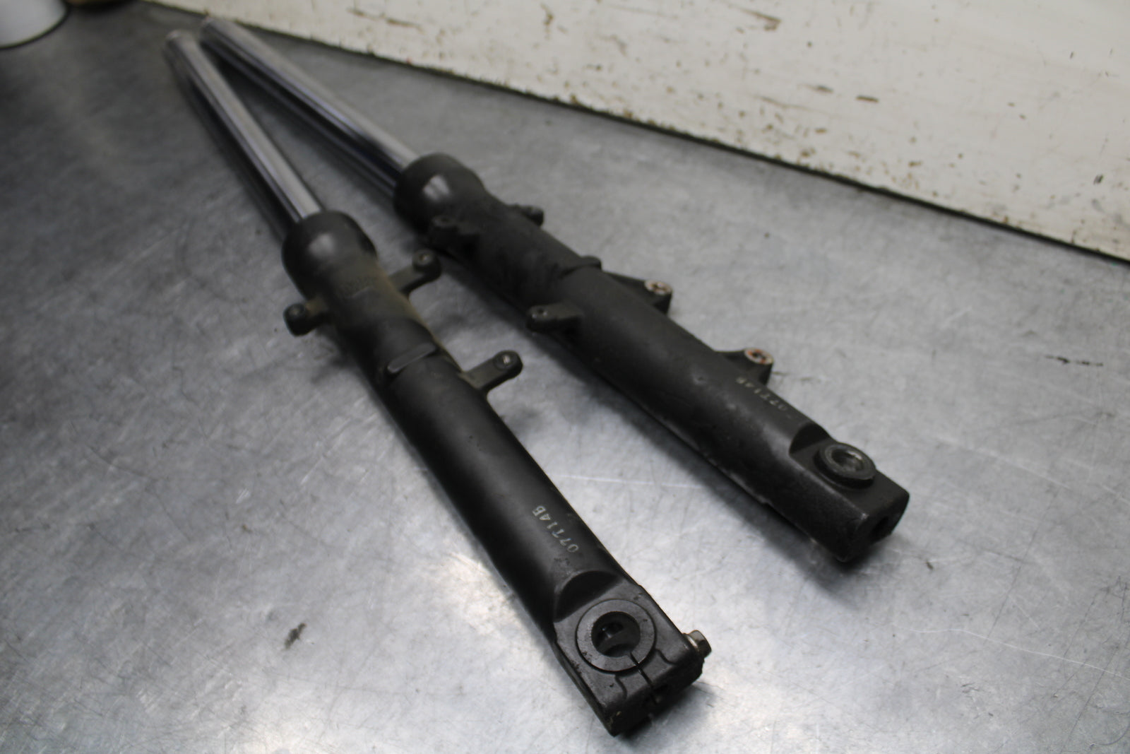 15-16 HONDA CB300F FRONT FORKS SHOCK SUSPENSION SET PAIR BB740