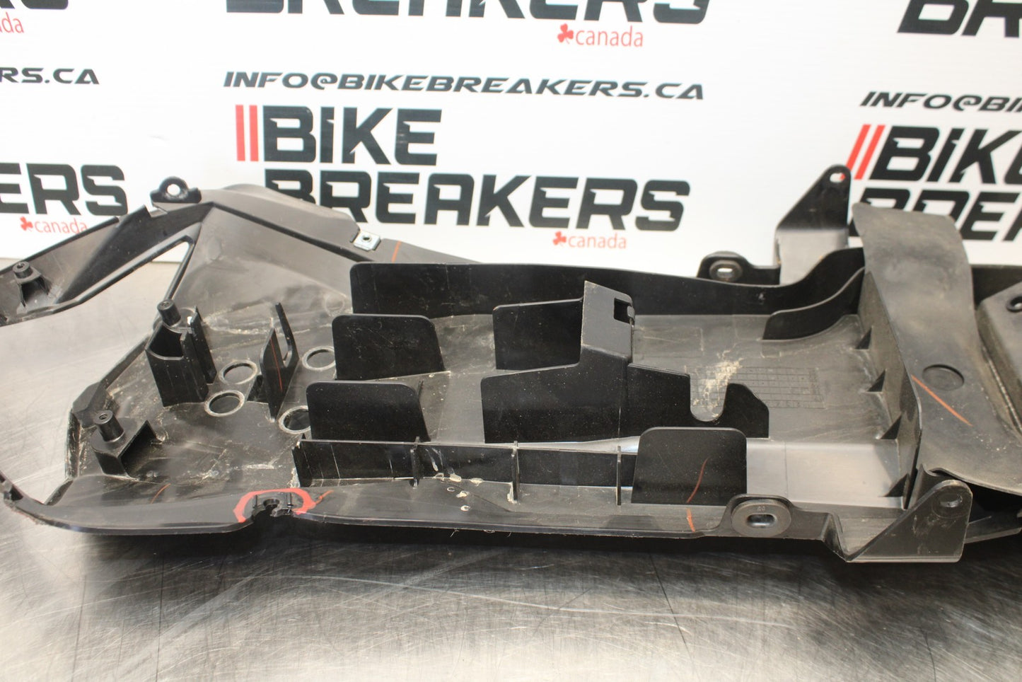 18-23 KAWASAKI NINJA 400 EX400 ABS REAR TAIL UNDERTAIL FAIRING COWL FENDER BB192