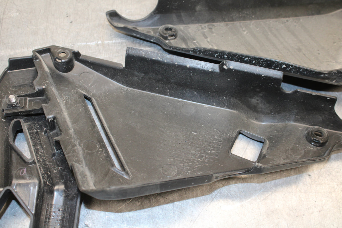 18-24 KAWASAKI NINJA 650 RIGHT LEFT FRAME SIDE COVERS COWLS PANELS TRIM BB725 