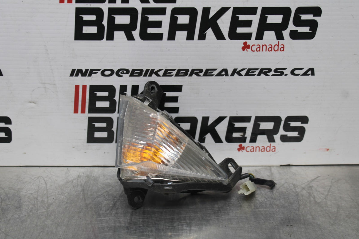 06-07 KAWASAKI NINJA 650R EX650A LEFT FRONT TURN SIGNAL LIGHT INDICATOR BB774