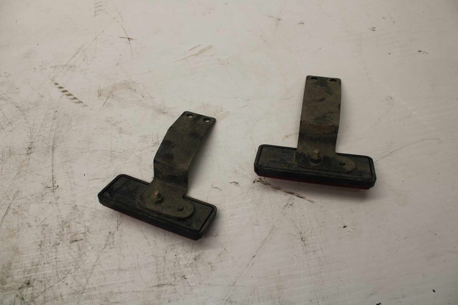 04-09 SUZUKI GS500F REAR BACK REFLECTORS REFLECTOR SET PAIR 35970-24D60 BB261