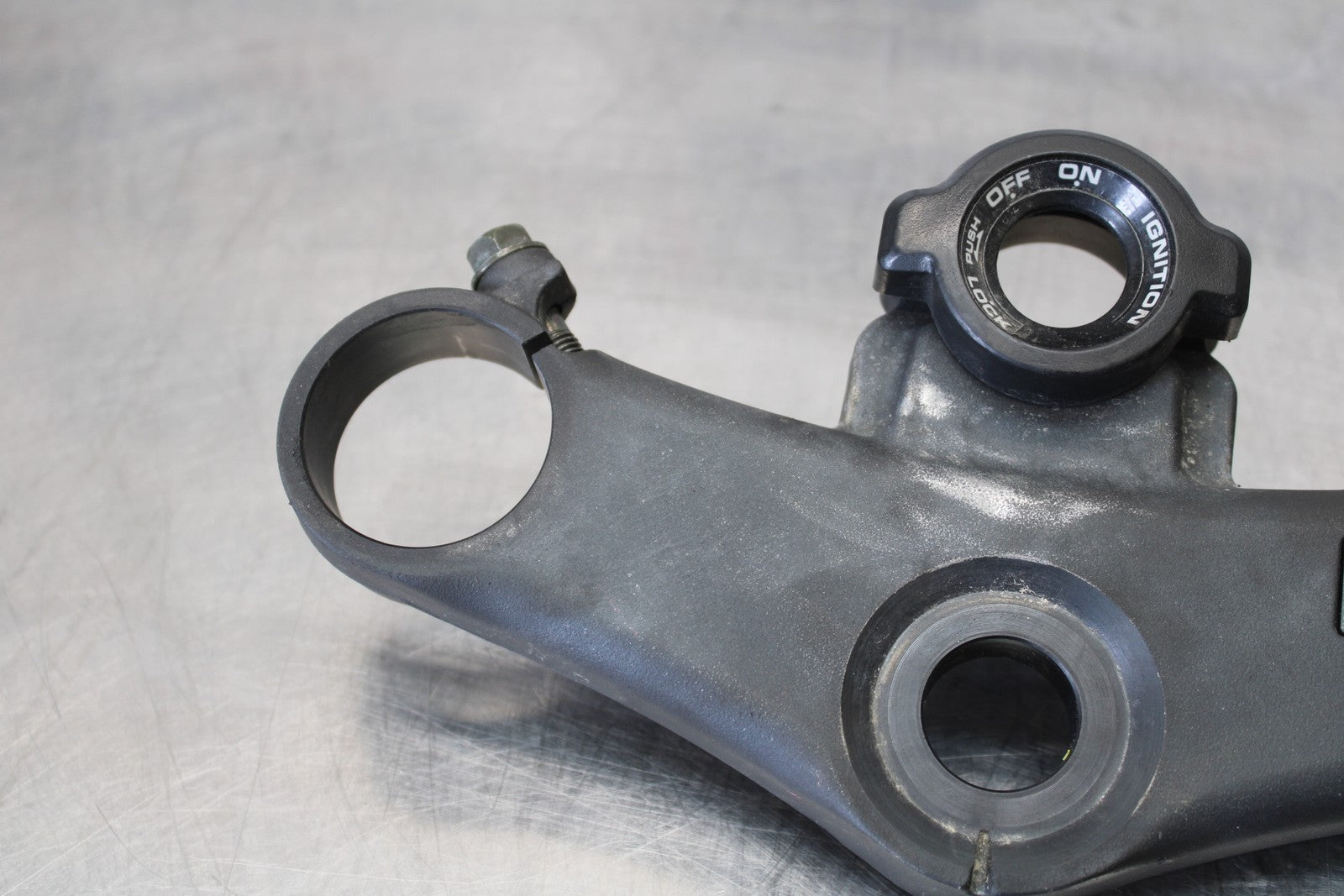 01-06 HONDA CBR600F4I FORKS UPPER TRIPLE TREE CLAMP BB185