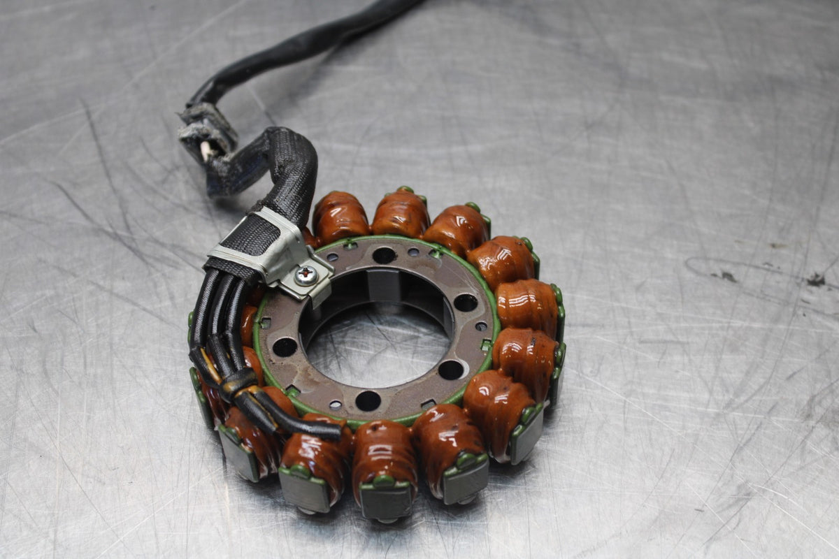 08 KAWASAKI NINJA ZX10R STATOR GENERATOR ALTERNATOR MAGNETO BB902