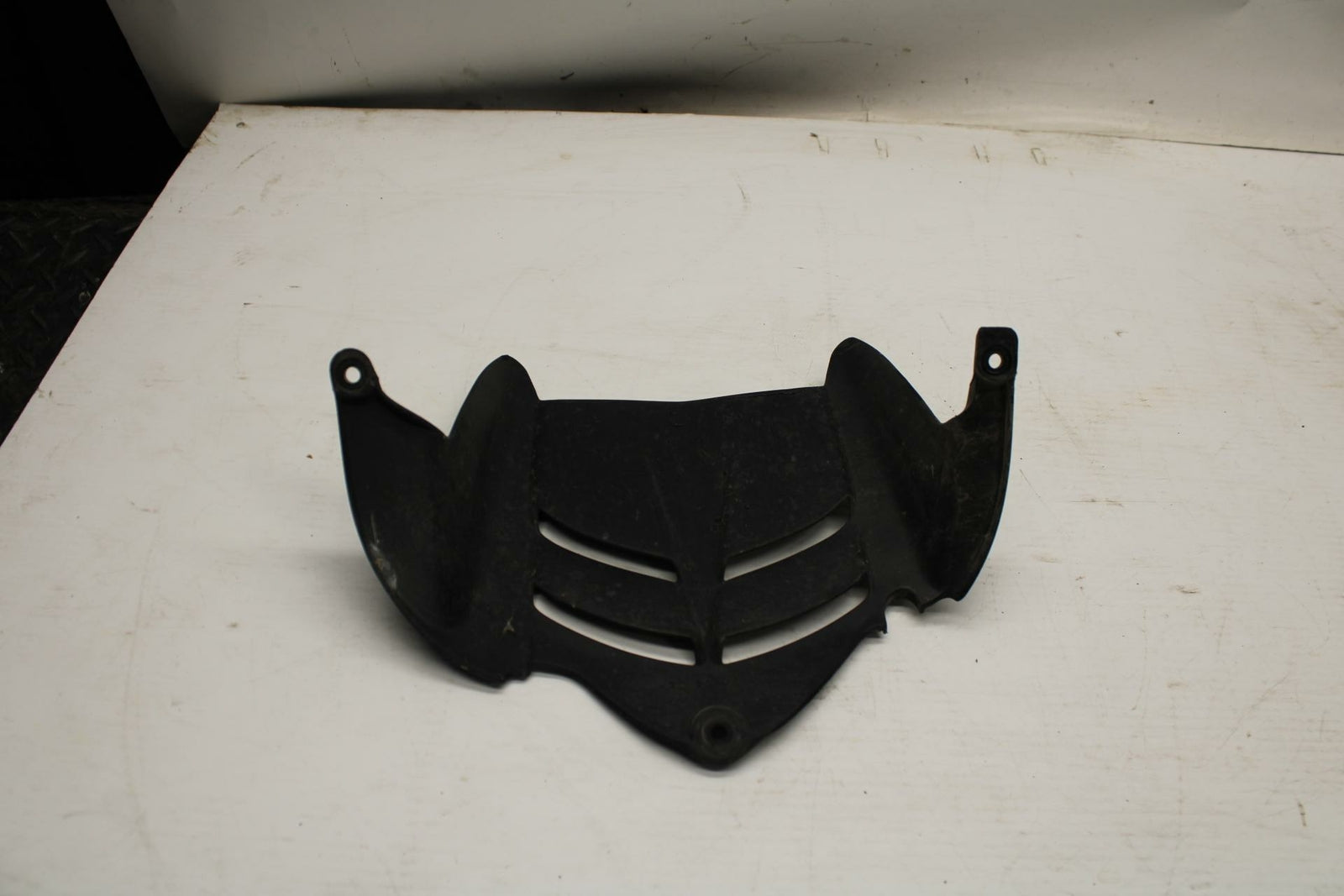 13-18 KAWASAKI NINJA ZX6R REAR BACK WHEEL TIRE HUGGER FENDER BB353