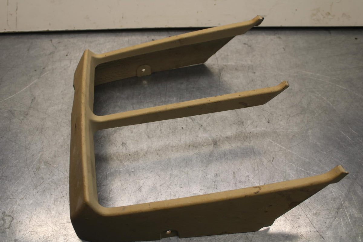 2001 Yamaha Banshee 350 YFZ350 FRONT NOSE CENTER COWL FAIRING PANEL  BB79