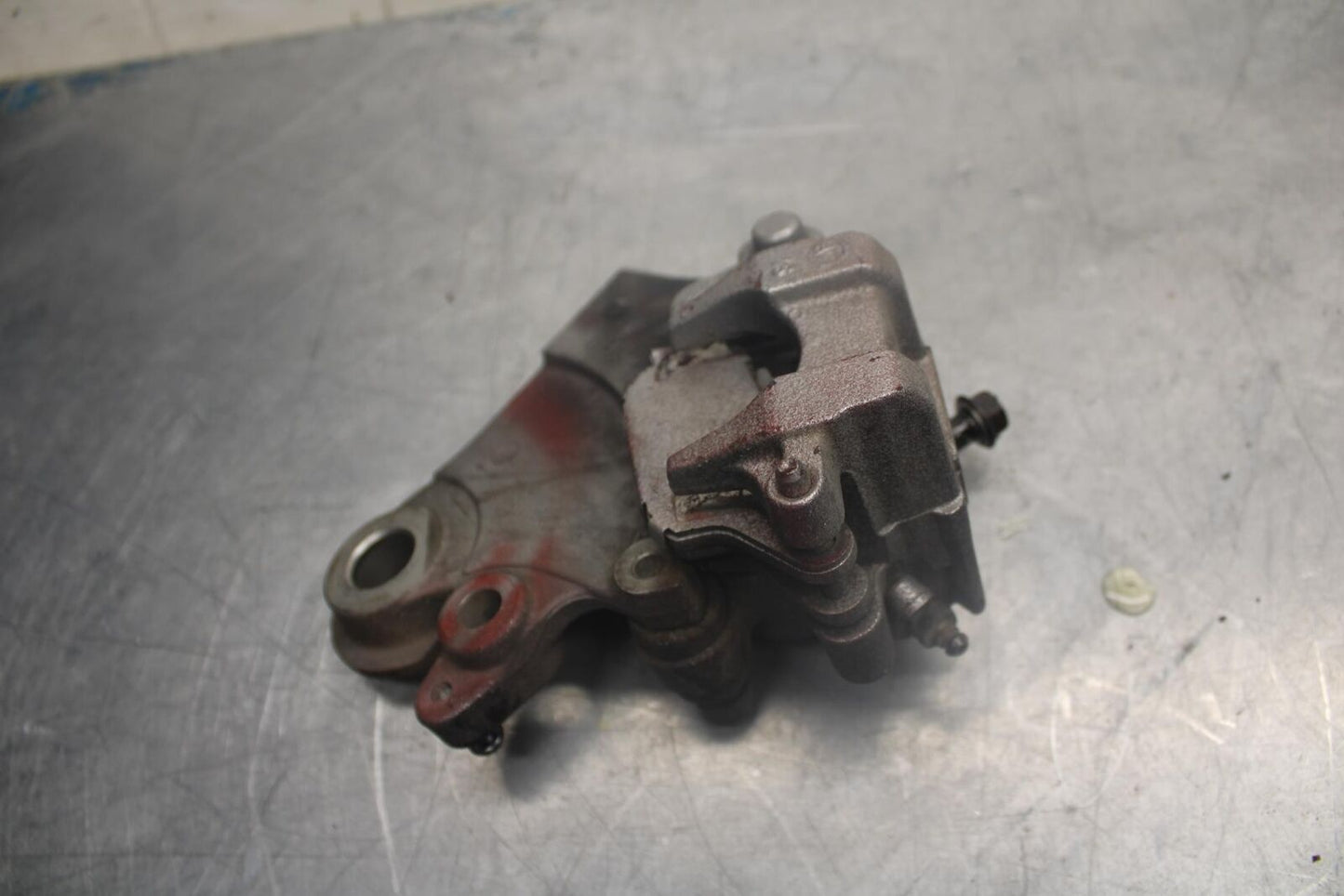 18-20 YAMAHA MT-07  MT-07 ABS REAR BACK BRAKE CALIPER W MOUNT BRACKET BB457