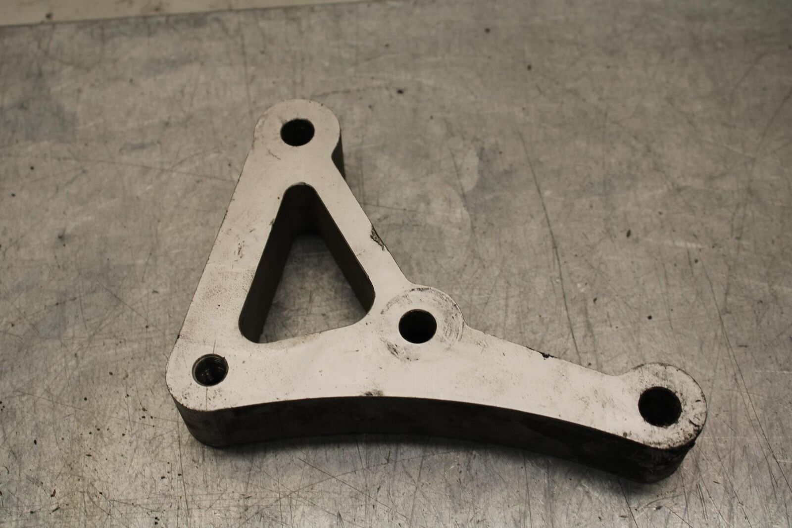2007 Yamaha YZF R6S REAR DOGBONE SHOCK LINKAGE LINK BB594
