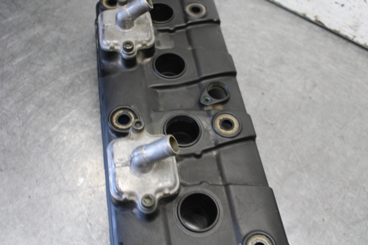 08-09 YAMAHA YZF R6S VALVE COVER  BB690