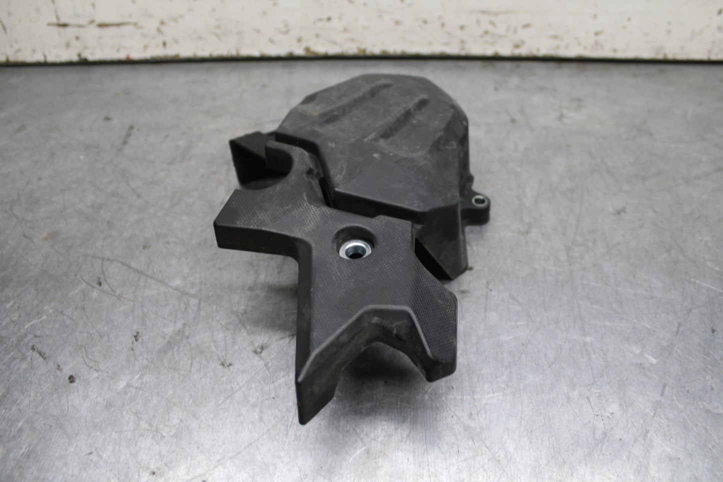 24 KAWASAKI NINJA 500 ABS ENGINE SPROCKET COVER BB744