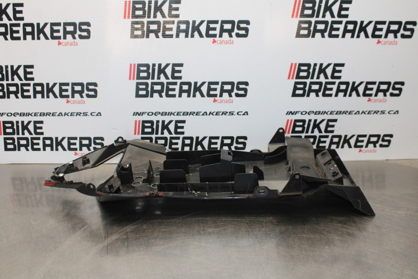 18-23 KAWASAKI NINJA 400 EX400 ABS REAR TAIL UNDERTAIL FAIRING COWL FENDER BB192