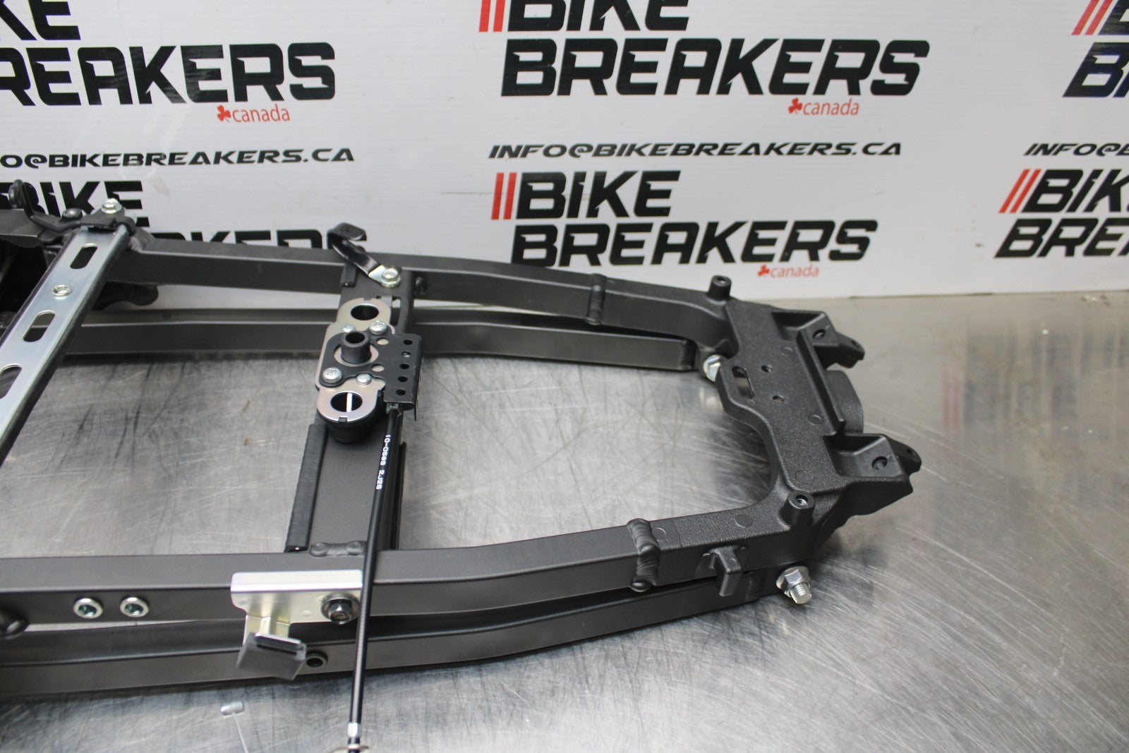 23-24 KAWASAKI NINJA ZX14R NEW! REAR SUBFRAME BACK SUB FRAME BB764