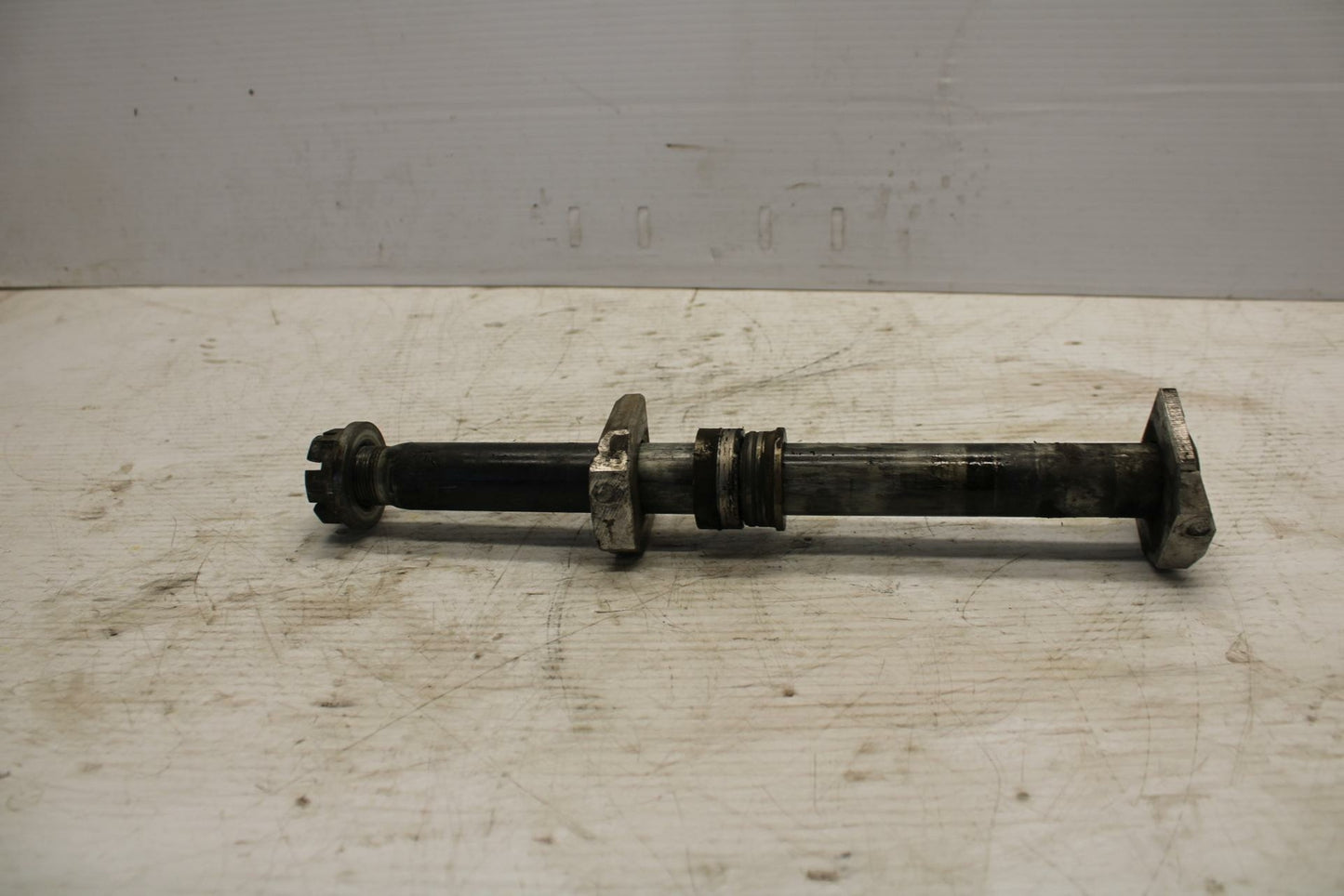 03-05 SUZUKI SV1000 REAR AXLE BACK WHEEL RIM PIVOT BOLT AXEL BB296