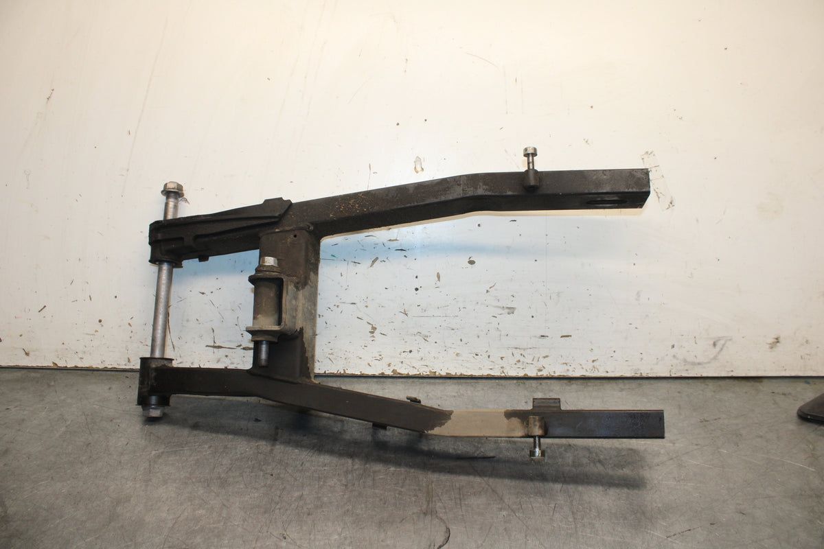 24 KAWASAKI NINJA 500 ABS REAR SWINGARM BACK SUSPENSION SWING ARM BB744