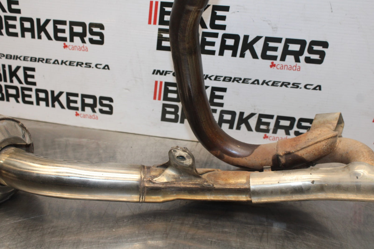06 SUZUKI SV650S FULL EXHAUST SYSTEM HEADERS PIPE MUFFLER BB783