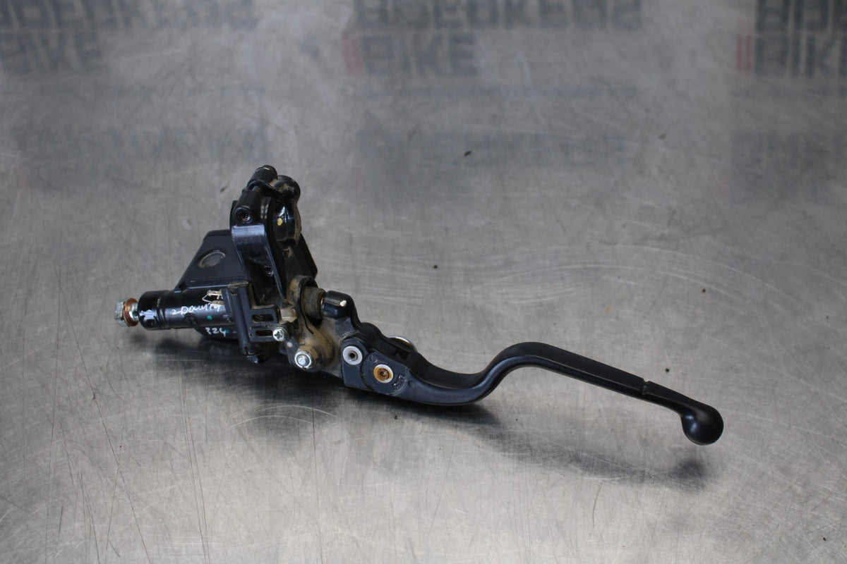 17-22 KTM 390 DUKE FRONT BRAKE MASTER CYLINDER w/ LEVER BB180