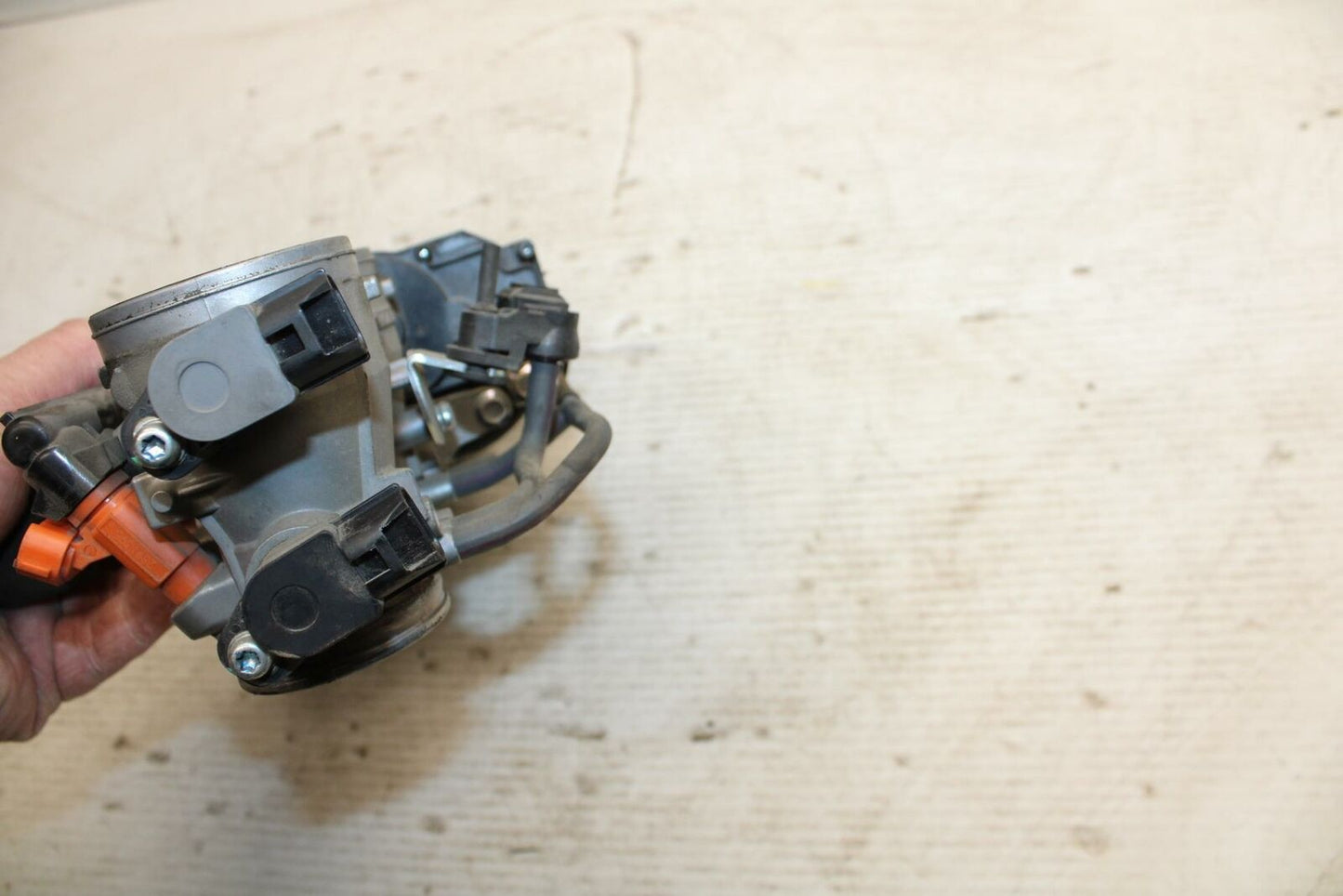 13-18 KAWASAKI NINJA ZX6R MAIN FUEL INJECTORS / THROTTLE BODIES BB304