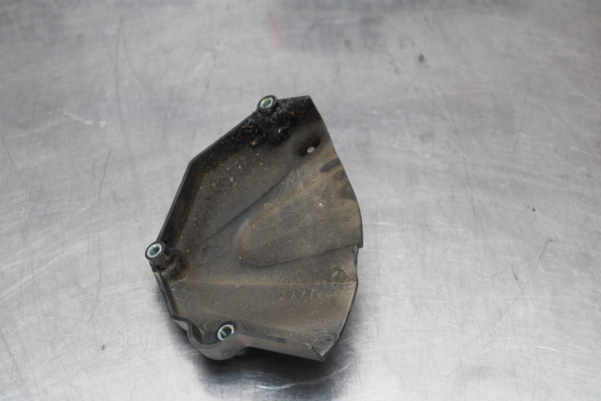 17 YAMAHA YZF R6 ENGINE SPROCKET COVER BB922