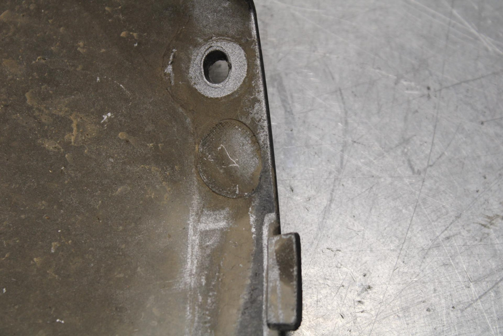 15-16 KAWASAKI EX300 RIGHT LOWER BOTTOM BELLY FAIRING COWL BB635