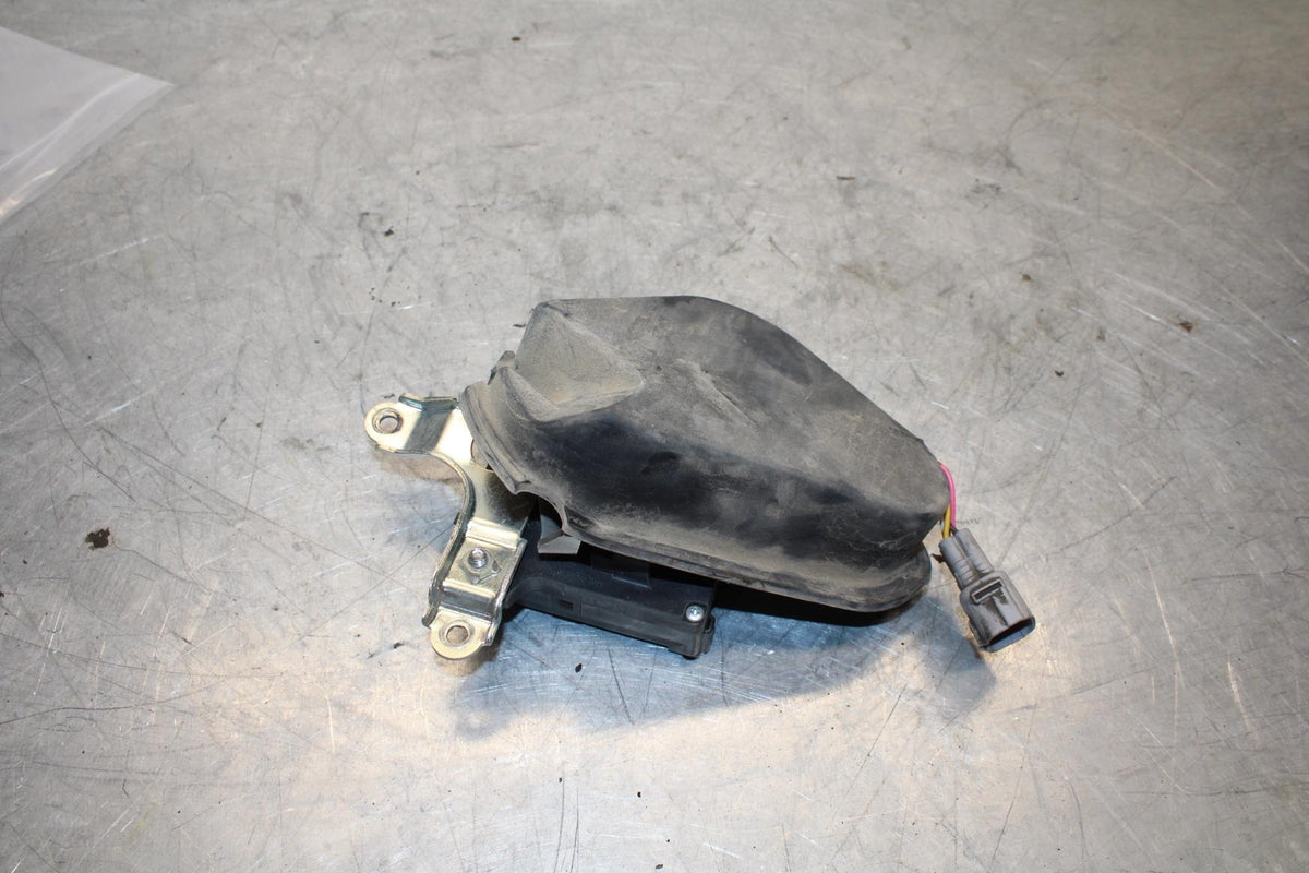 09-16 SUZUKI GSXR1000 EXHAUST VALVE SERVO MOTOR BB439